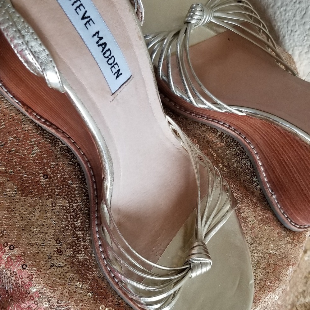 Steve Madden Wedges